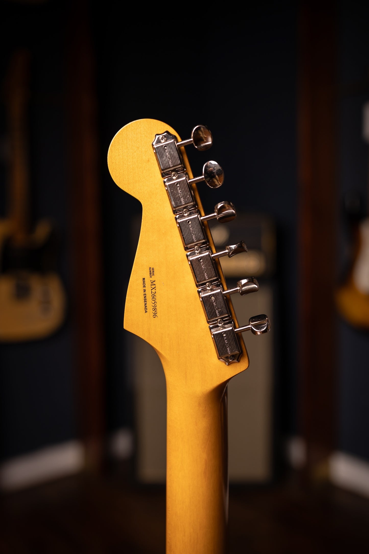 Fender Vintera III Early '60s Stratocaster - Sonic Blue