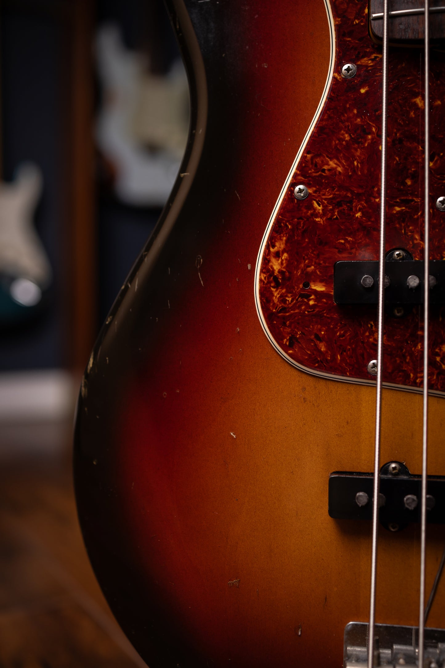 1982 Fender JB-62 Jazz Bass MIJ - Sunburst