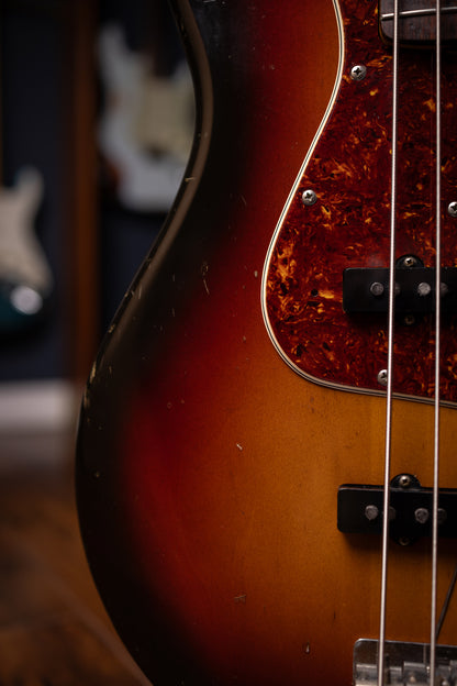 1982 Fender JB-62 Jazz Bass MIJ - Sunburst