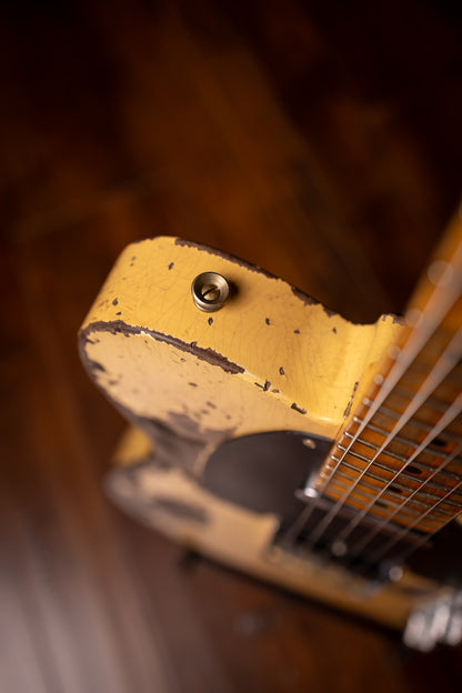 Fender Custom Shop 1951 Nocaster Super Heavy Relic Telecaster Electric Guitar - Super Faded Aged Nocaster Blonde