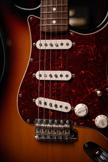 2006 Fender John Mayer Signature Stratocaster Electric Guitar - Sunburst