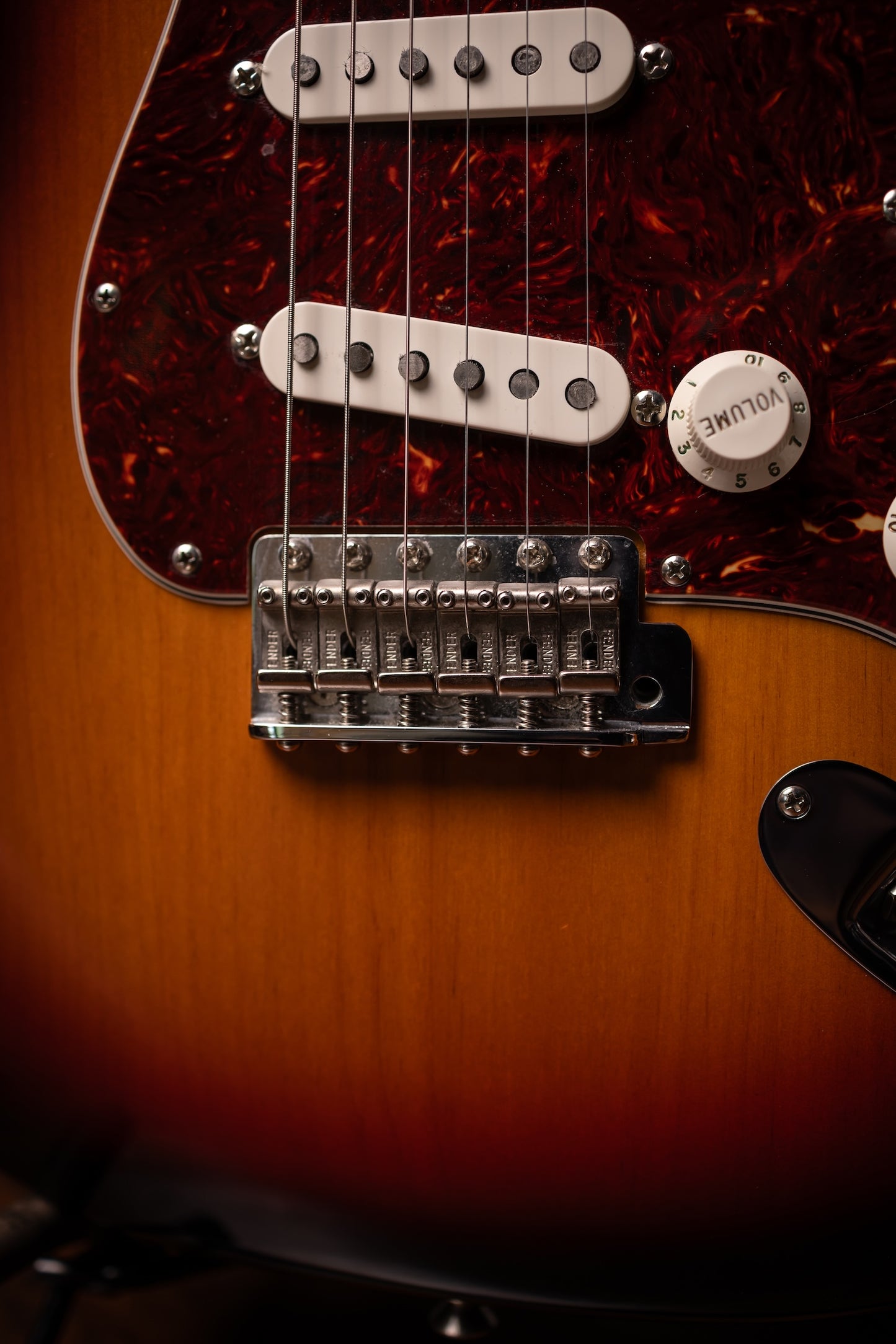 2006 Fender John Mayer Signature Stratocaster Electric Guitar - Sunburst