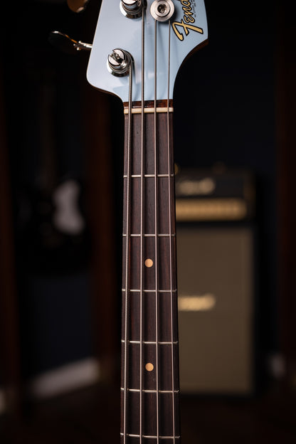Fender Vintera® III Early '60s Jazz Bass®, Rosewood Fingerboard Electric Bass - Sonic Blue