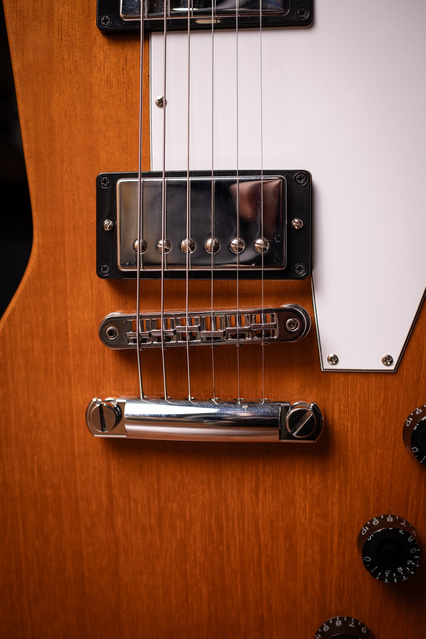 2021 Gibson Explorer Electric Guitar - Antique Natural
