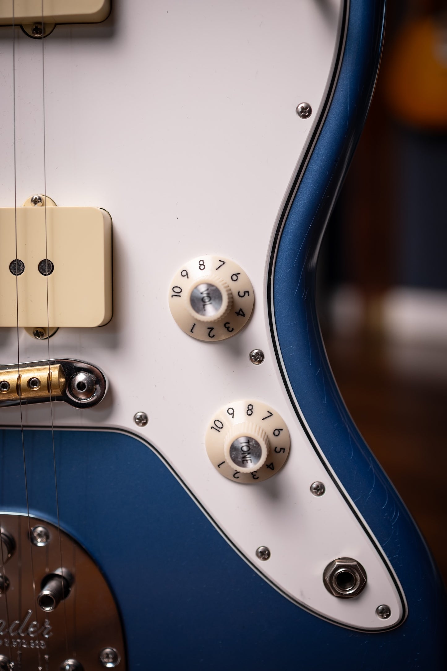 Fender Custom Shop 1967 Jazzmaster DLX Closet Classic Electric Guitar - Aged Lake Placid Blue