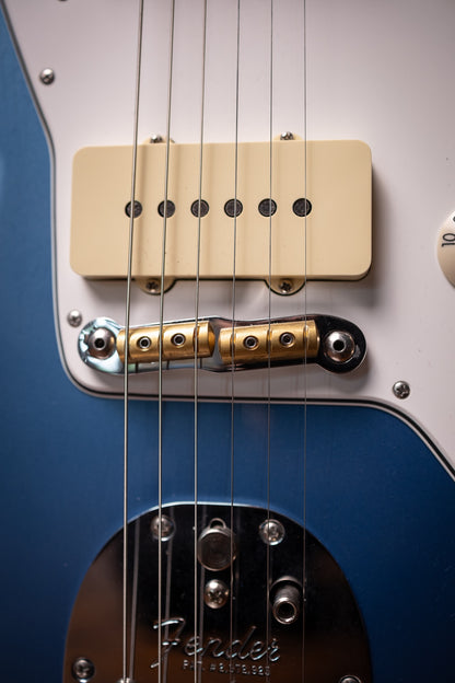 Fender Custom Shop 1967 Jazzmaster DLX Closet Classic Electric Guitar - Aged Lake Placid Blue