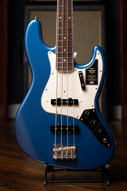 Fender  American Vintage II 1966 Jazz Bass®, Rosewood Fingerboard, Electric Bass - Lake Placid Blue