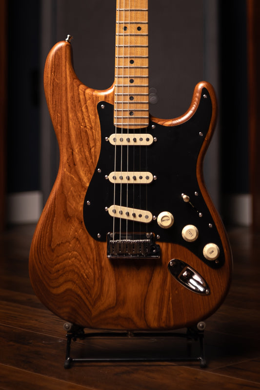 Fender Limited Edition American Ultra II Stratocaster®, Roasted Maple Fingerboard Electric Guitar - Natural