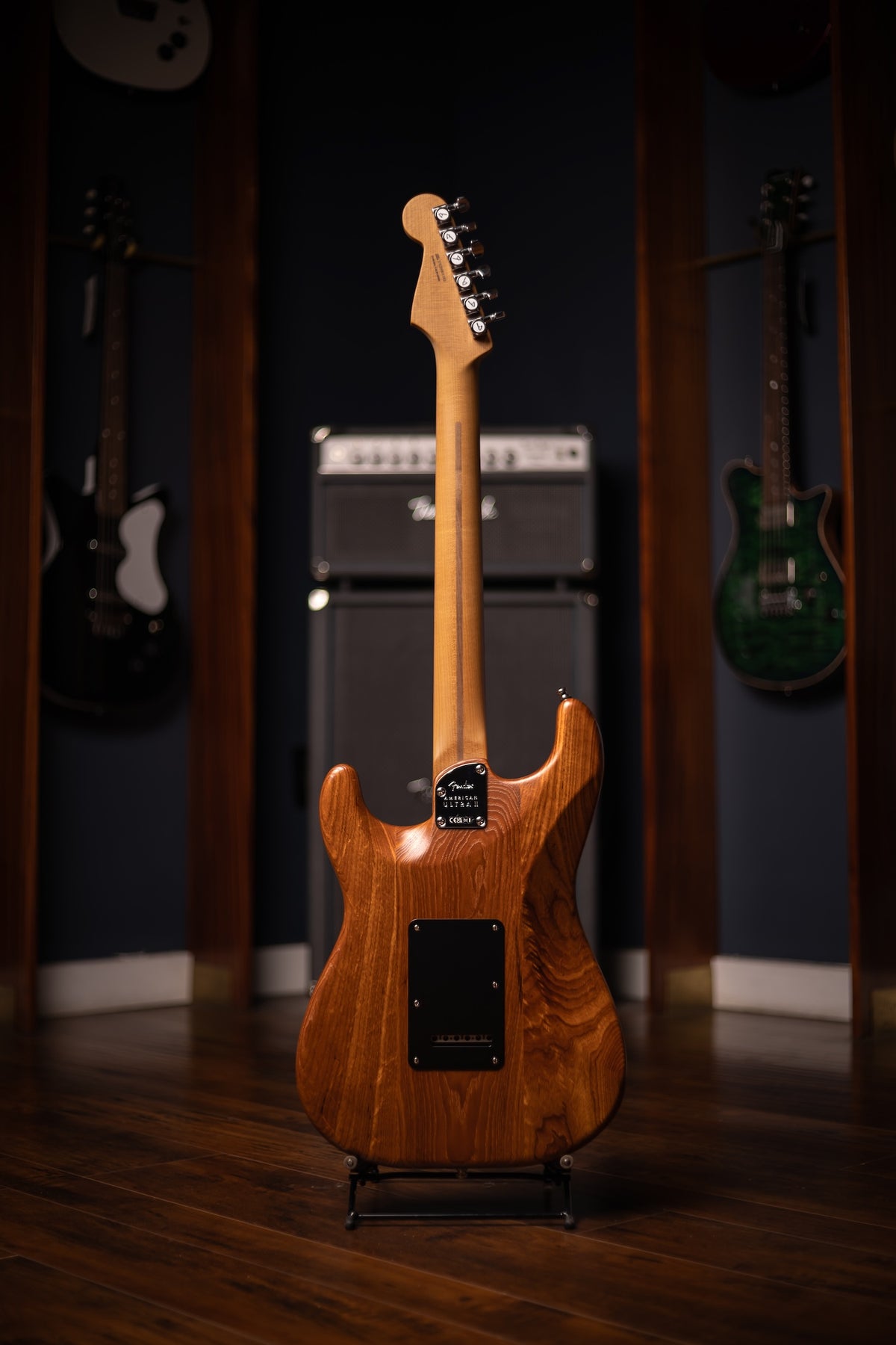 Fender Limited Edition American Ultra II Stratocaster®, Roasted Maple Fingerboard Electric Guitar - Natural