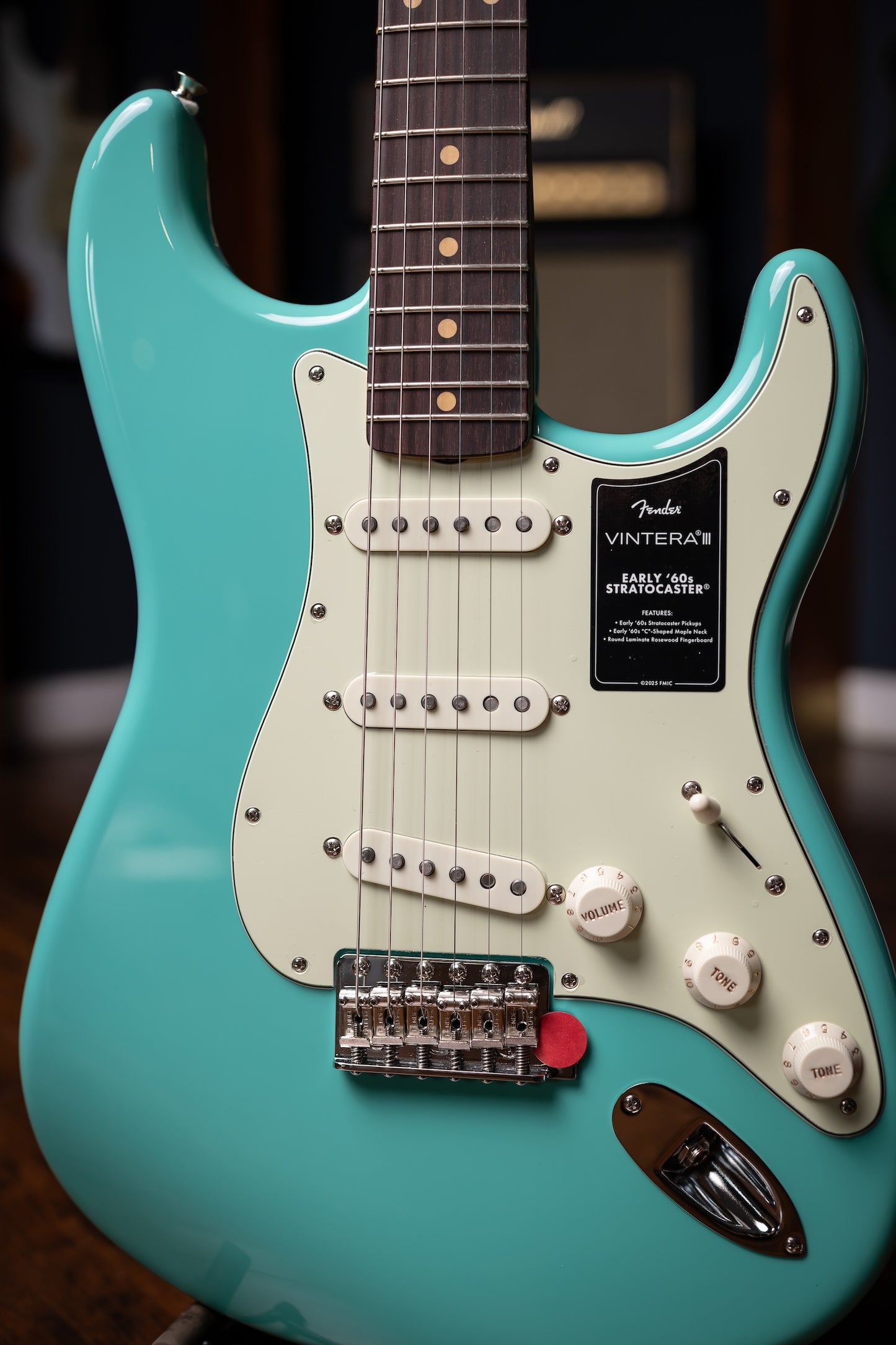 Fender Vintera III Early '60s Stratocaster - Sea Foam Green