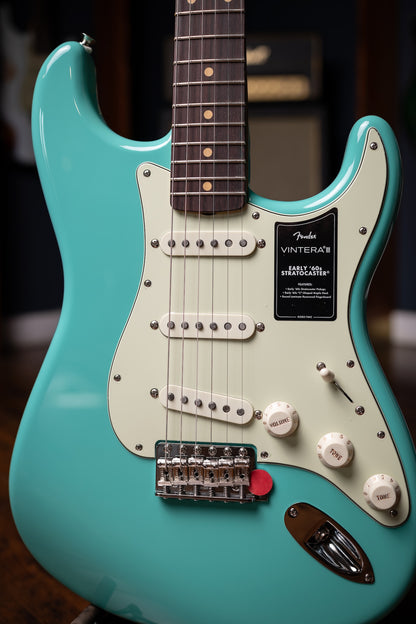 Fender Vintera III Early '60s Stratocaster - Sea Foam Green