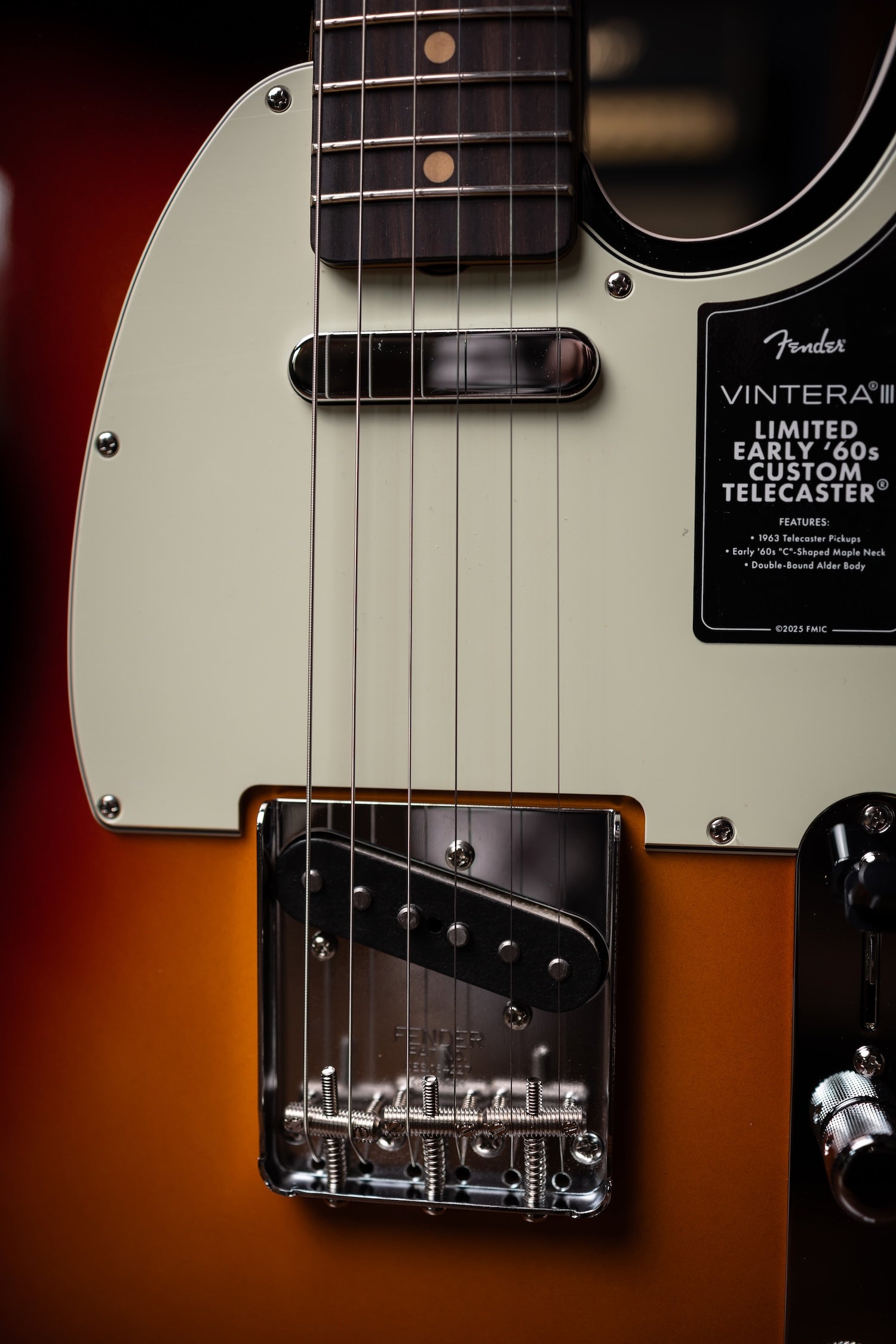 Fender Limited Edition Vintera III Early '60s Custom Telecaster - 3-Color Sunburst