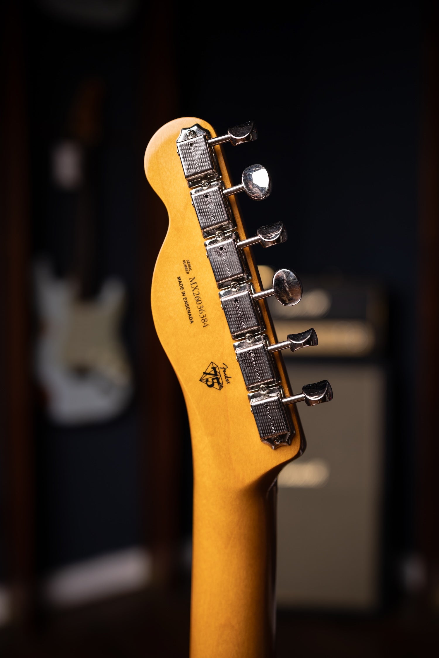 Fender Limited Edition Vintera III Early '60s Custom Telecaster - 3-Color Sunburst