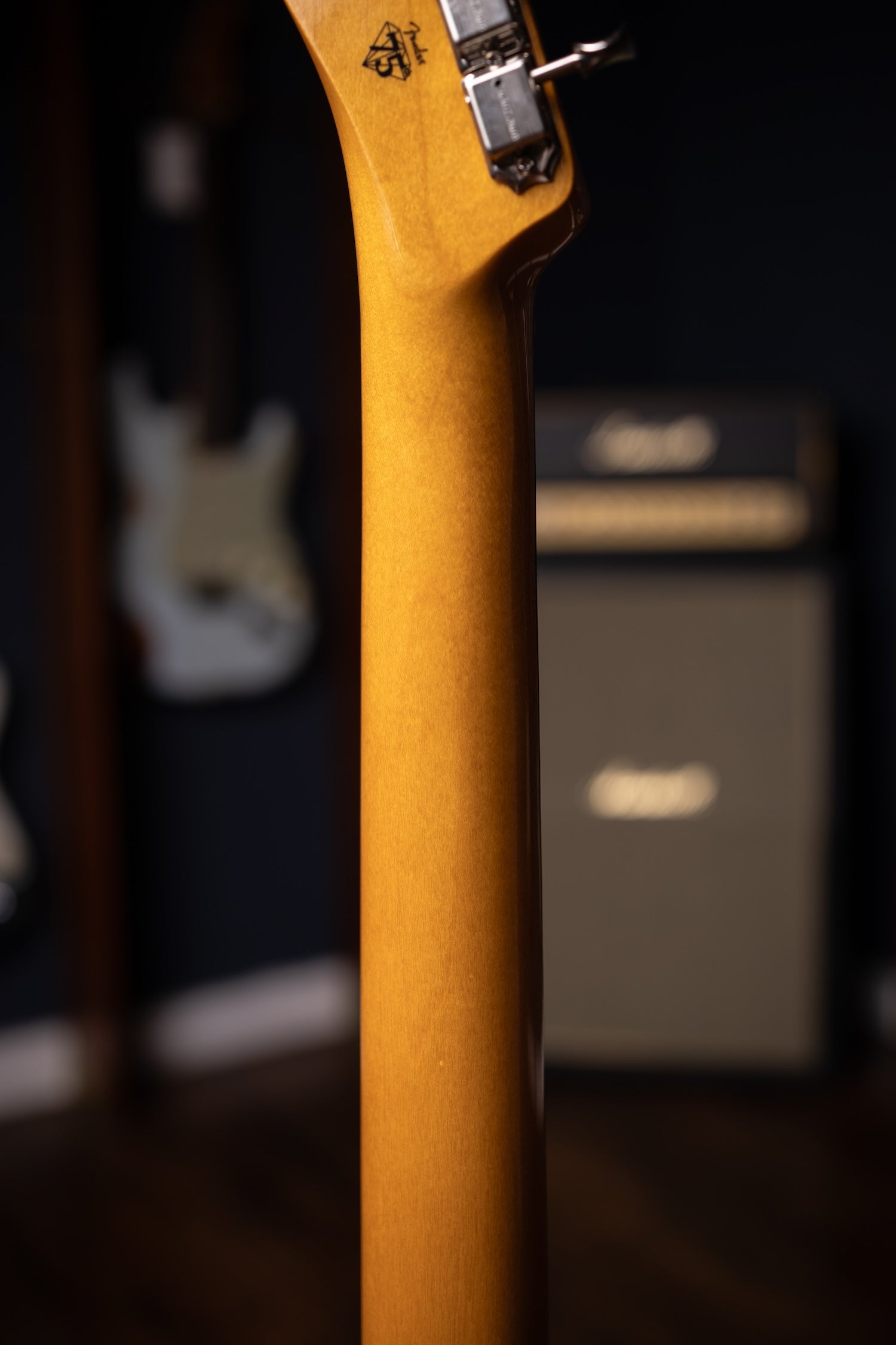 Fender Limited Edition Vintera III Early '60s Custom Telecaster - 3-Color Sunburst