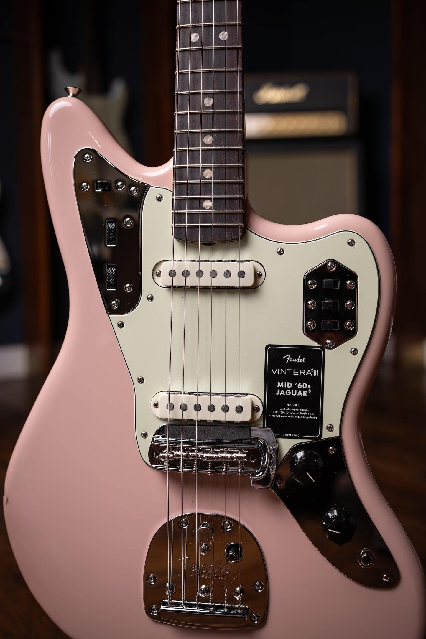 Fender  Vintera III Mid '60s Jaguar - Shell Pink