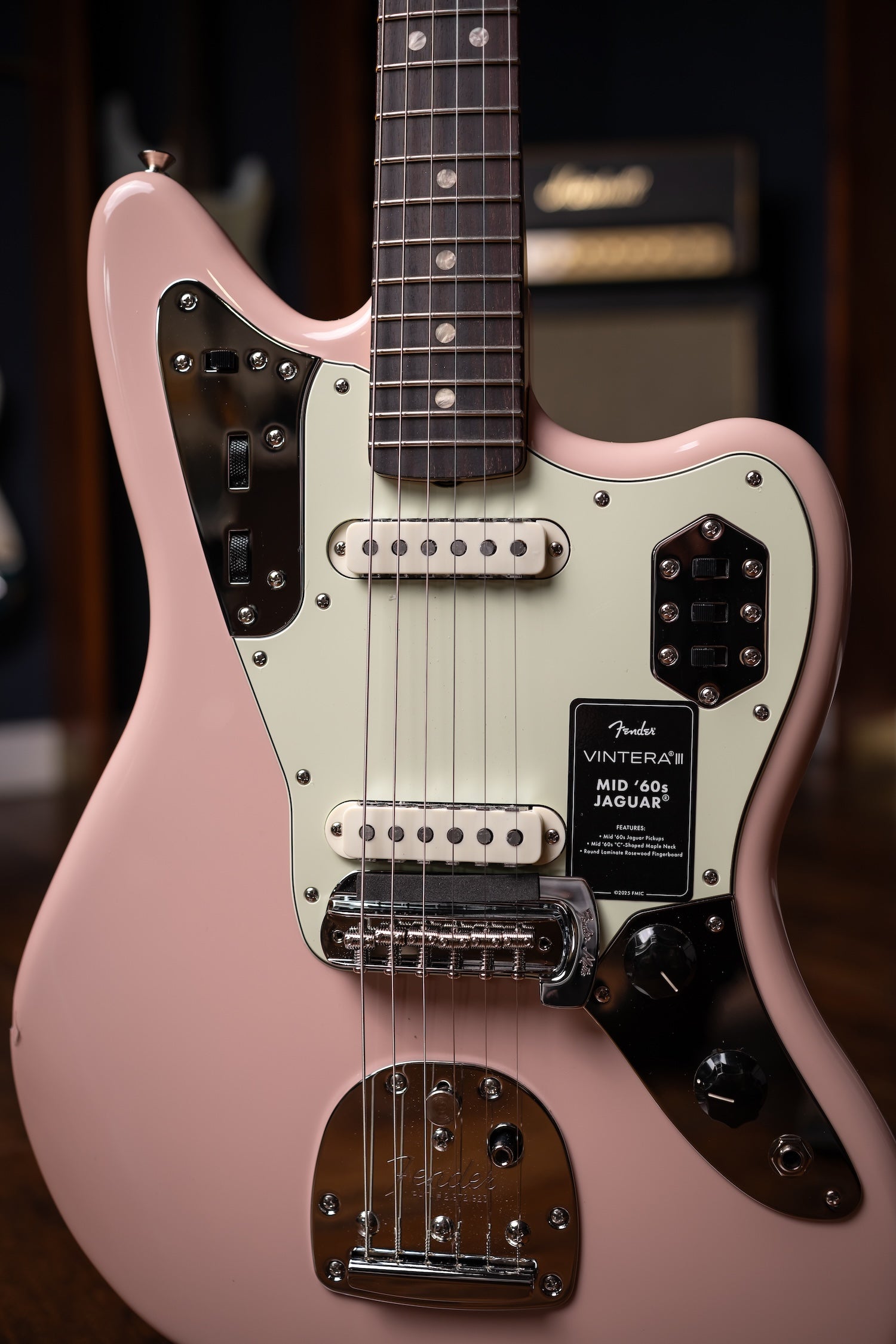 Fender  Vintera III Mid '60s Jaguar - Shell Pink