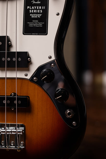 Fender Player II Mustang PJ Bass - 3-Tone Sunburst