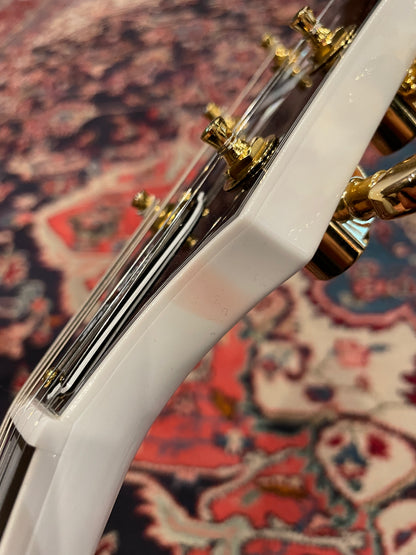 SCRATCH & DENT! Gibson Custom Shop Les Paul Custom Ebony Fingerboard Gloss Electric Guitar - Alpine White