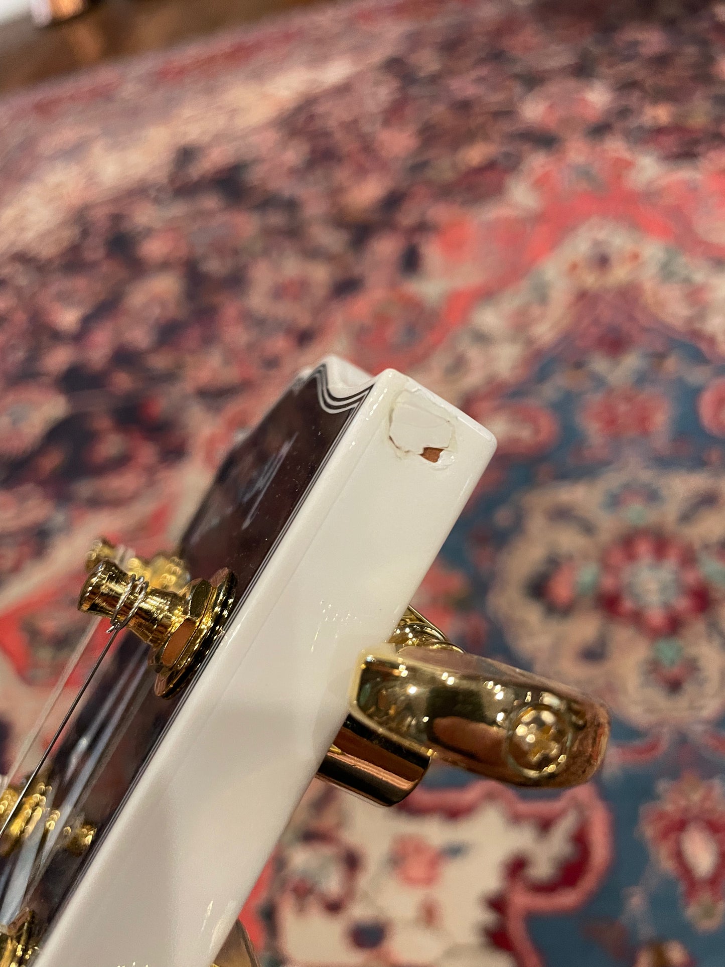 SCRATCH & DENT! Gibson Custom Shop Les Paul Custom Ebony Fingerboard Gloss Electric Guitar - Alpine White