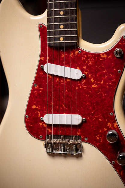 1963 Fender Duo Sonic Electric Guitar - Olympic White