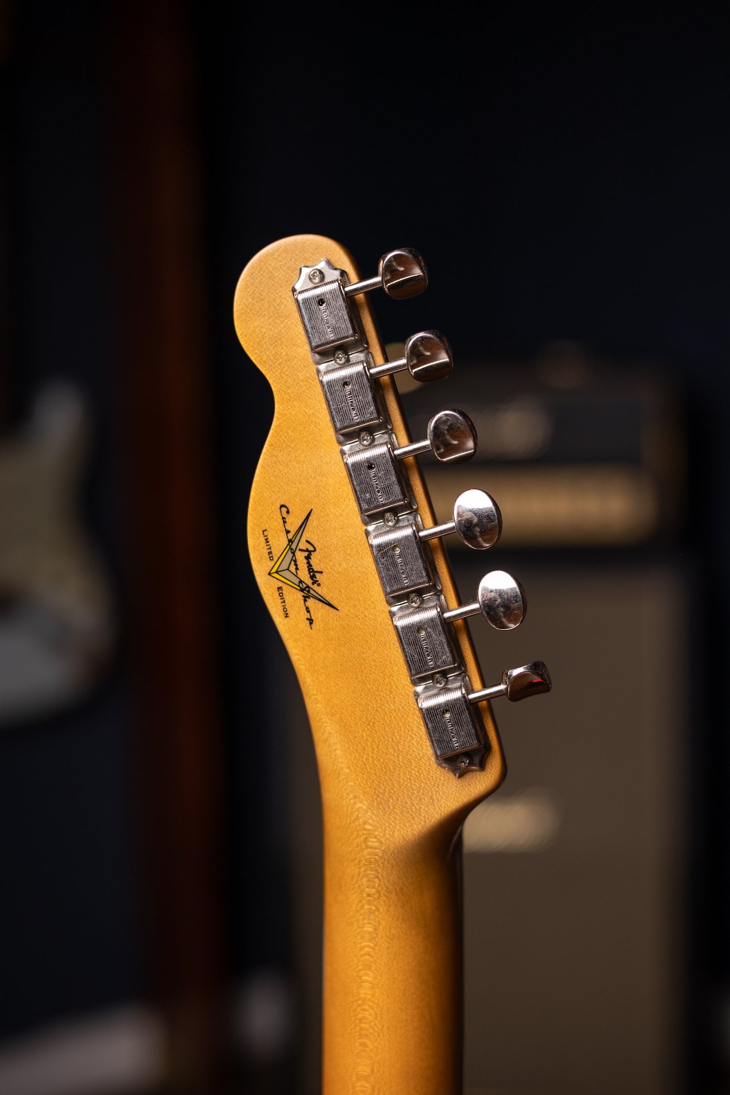 Fender 1963 Telecaster Journeyman Relic Electric Guitar - Candy Apple Red