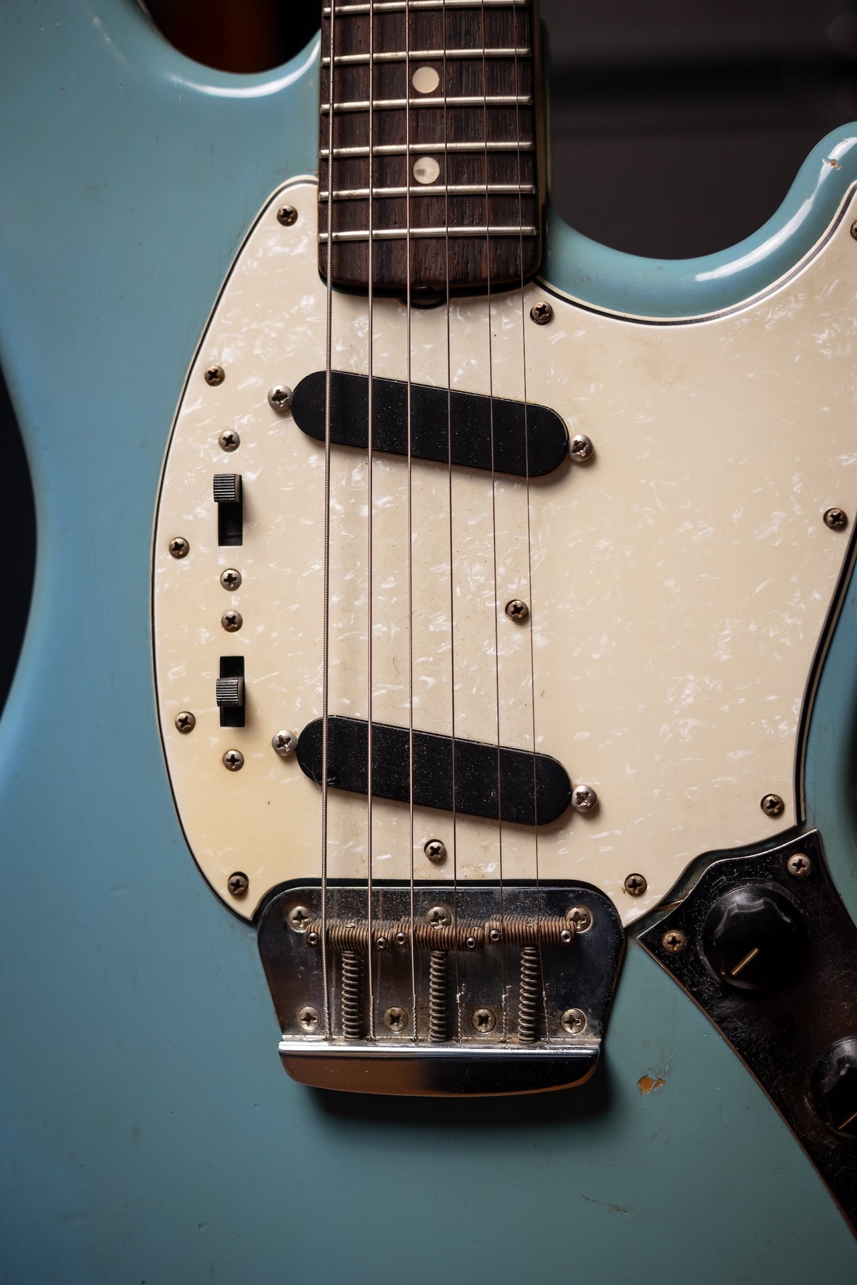 1965 Fender Duo Sonic II Electric Guitar - Daphne Blue