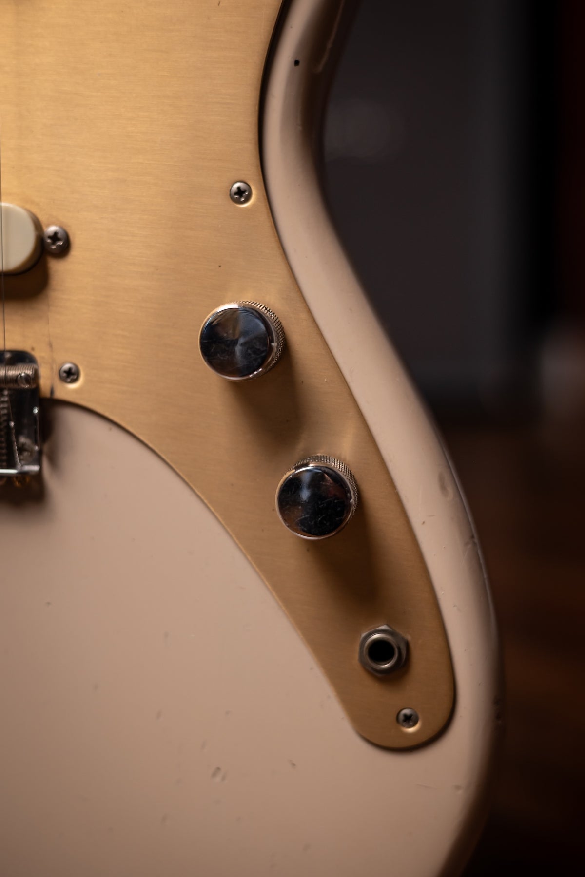 1958 Fender Duo Sonic Electric Guitar - Desert Sand/ Anodized Pickguard