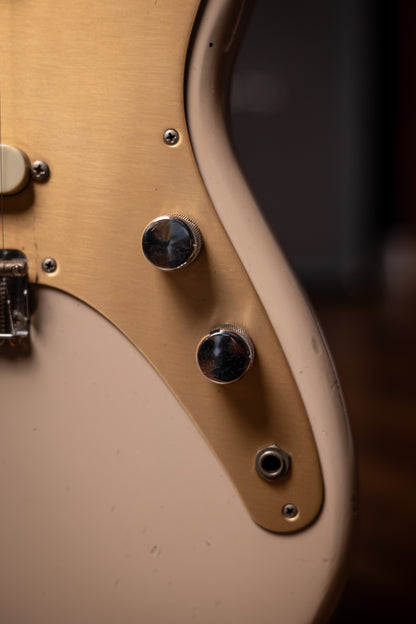 1958 Fender Duo Sonic Electric Guitar - Desert Sand/ Anodized Pickguard