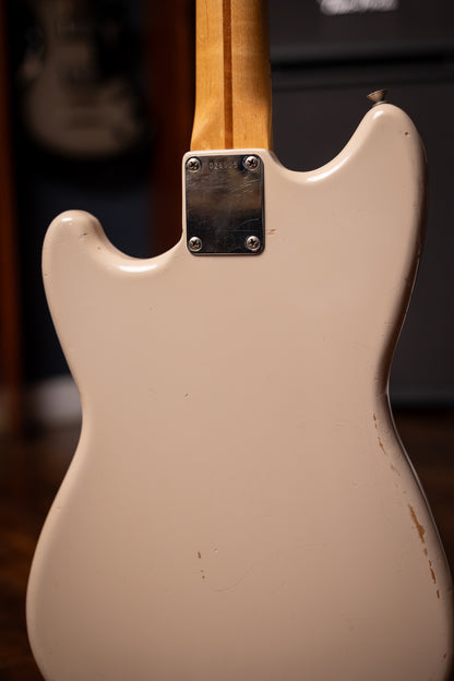 1958 Fender Duo Sonic Electric Guitar - Desert Sand/ Anodized Pickguard