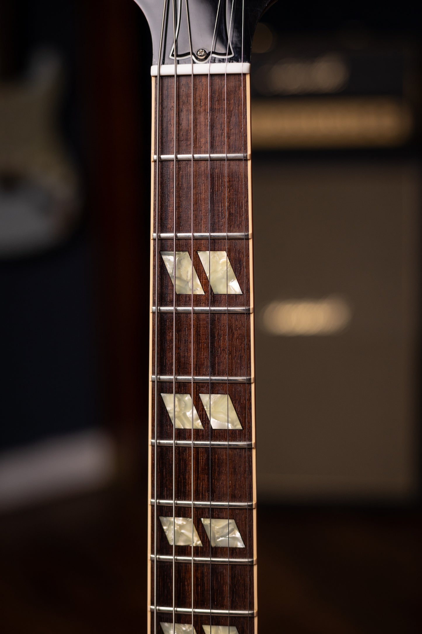 2014 Gibson Custom Shop Les Paul Long Scale Electric Guitar - Cherry Sunburst