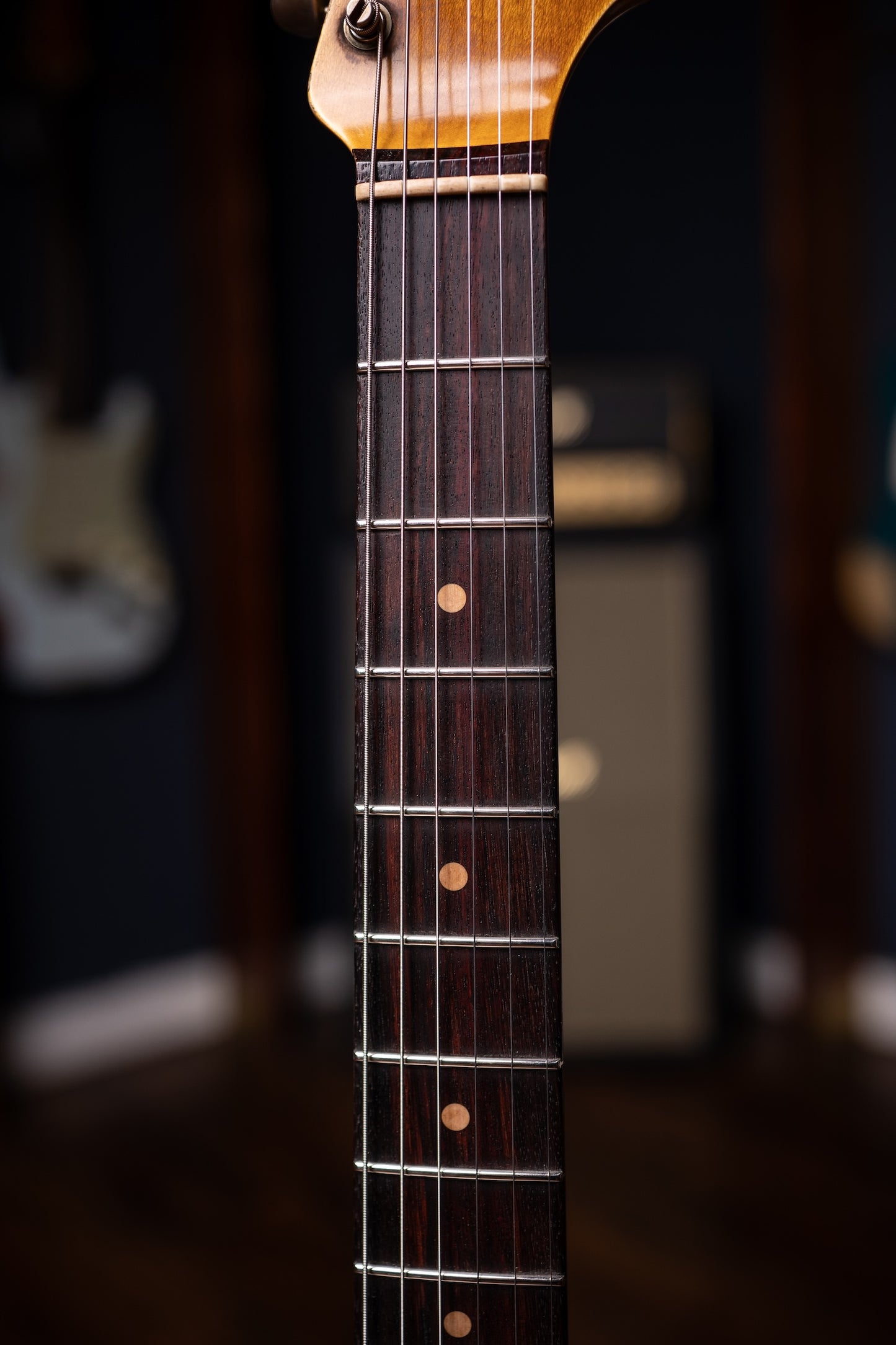 Fender 1963 Stratocaster® Super Heavy Relic - Super Faded Aged Black over 3 Color Sunburst