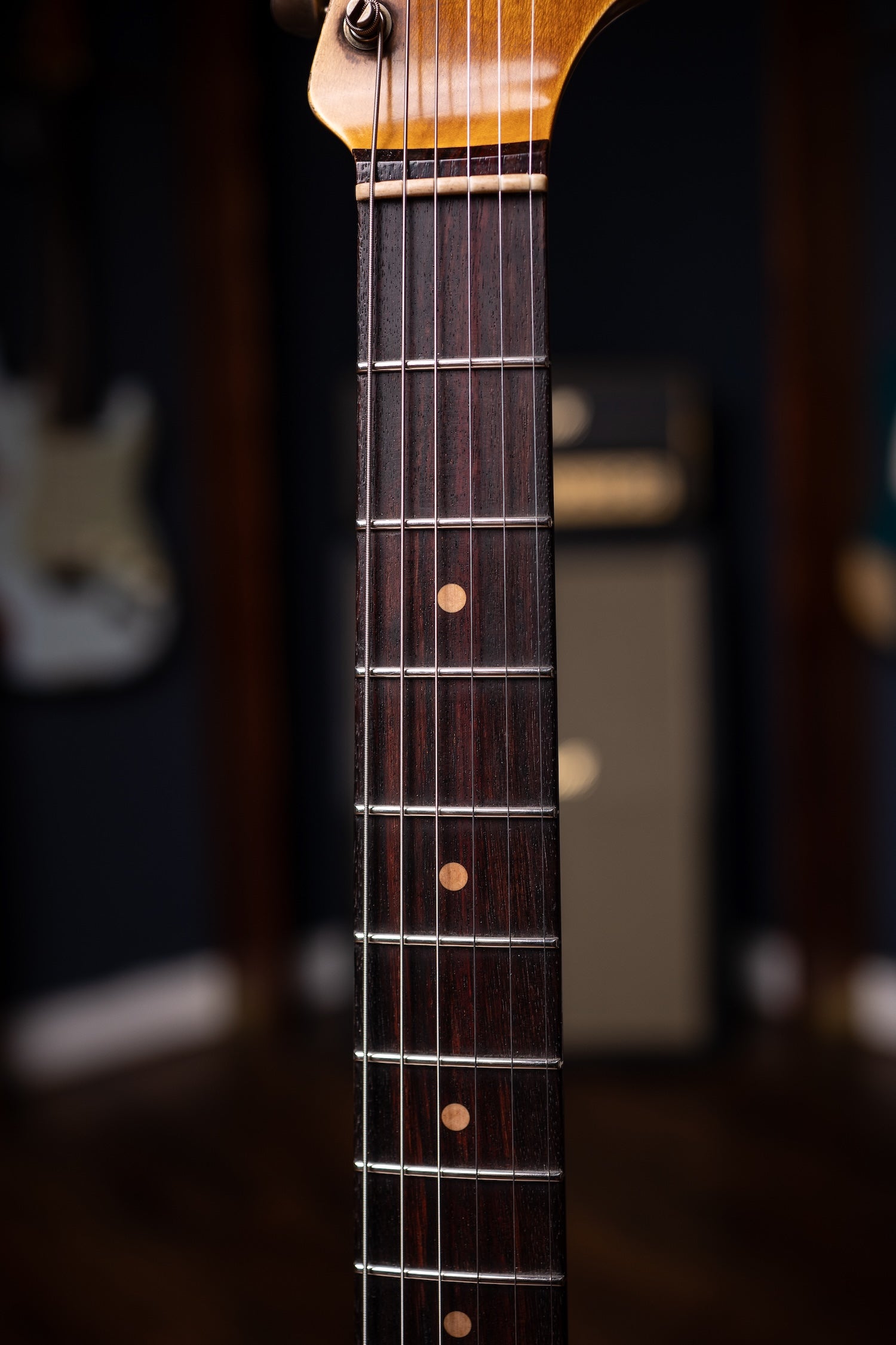Fender 1963 Stratocaster® Super Heavy Relic - Super Faded Aged Black over 3 Color Sunburst