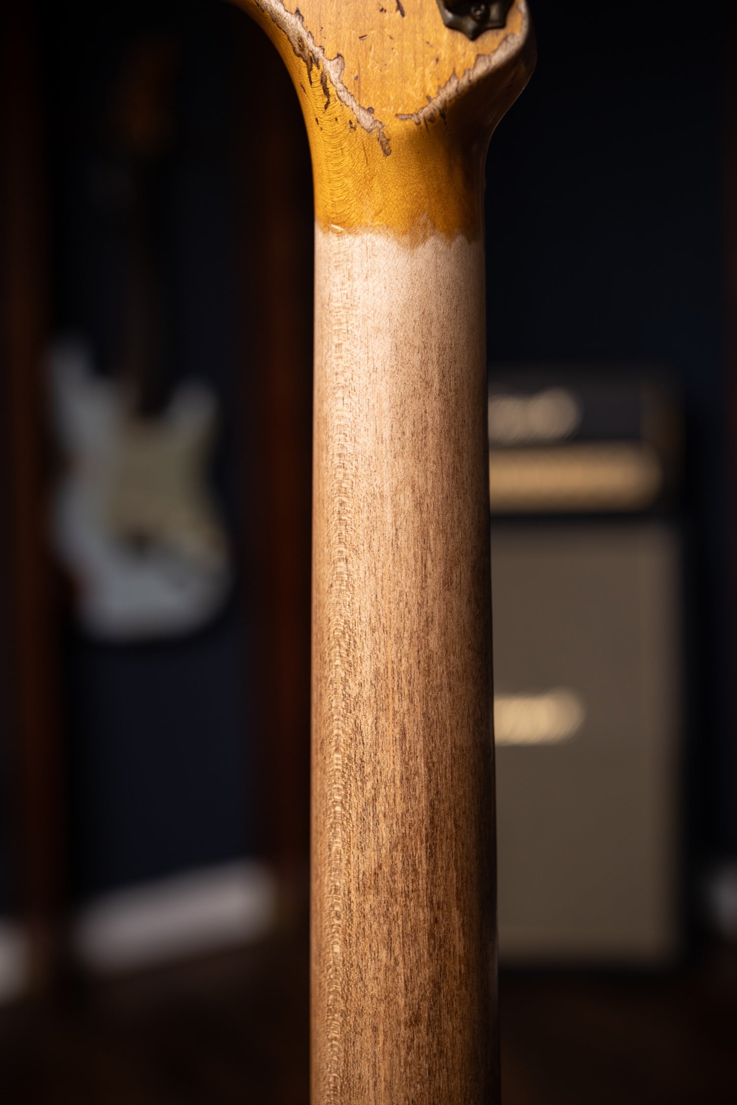 Fender 1963 Stratocaster® Super Heavy Relic - Super Faded Aged Black over 3 Color Sunburst