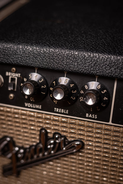 Pre-Owned Fender Vibrolux Reverb Amplifier