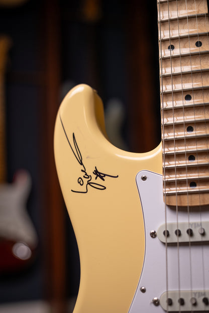 2019 Fender YJM Yngwie Malmsteen Stratocaster - Vintage White + Fender Yngwie Malmsteen Overdrive Pedal Signed Set