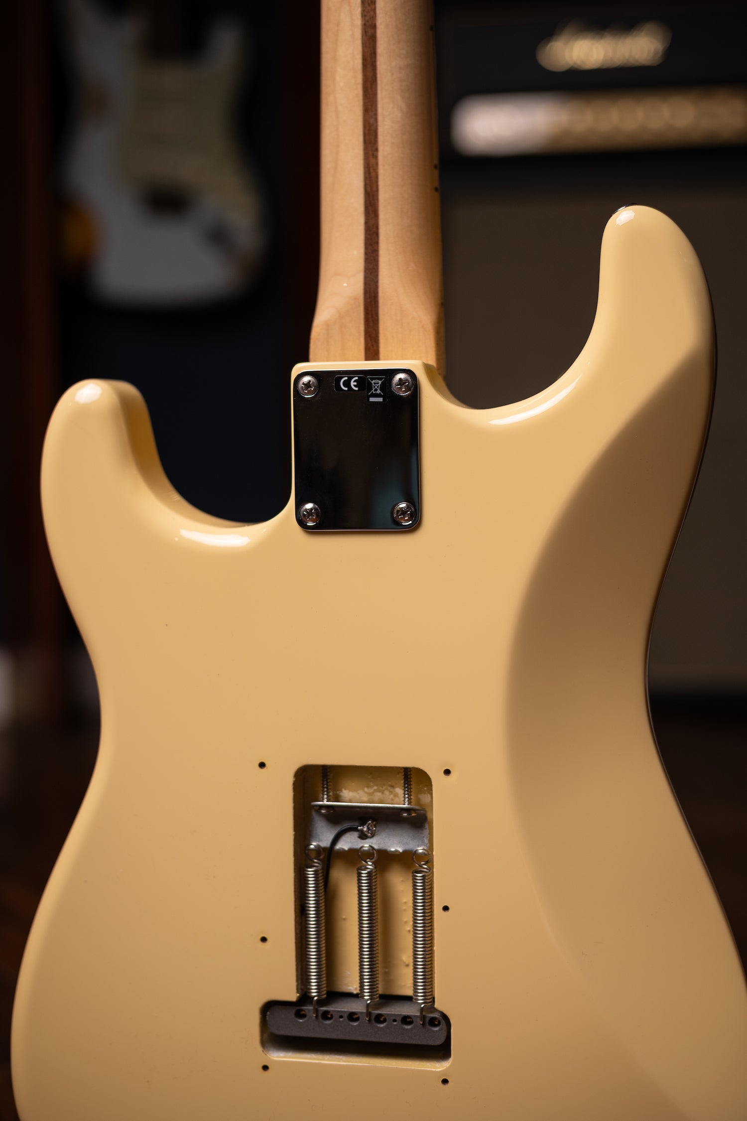 2019 Fender YJM Yngwie Malmsteen Stratocaster - Vintage White + Fender Yngwie Malmsteen Overdrive Pedal Signed Set
