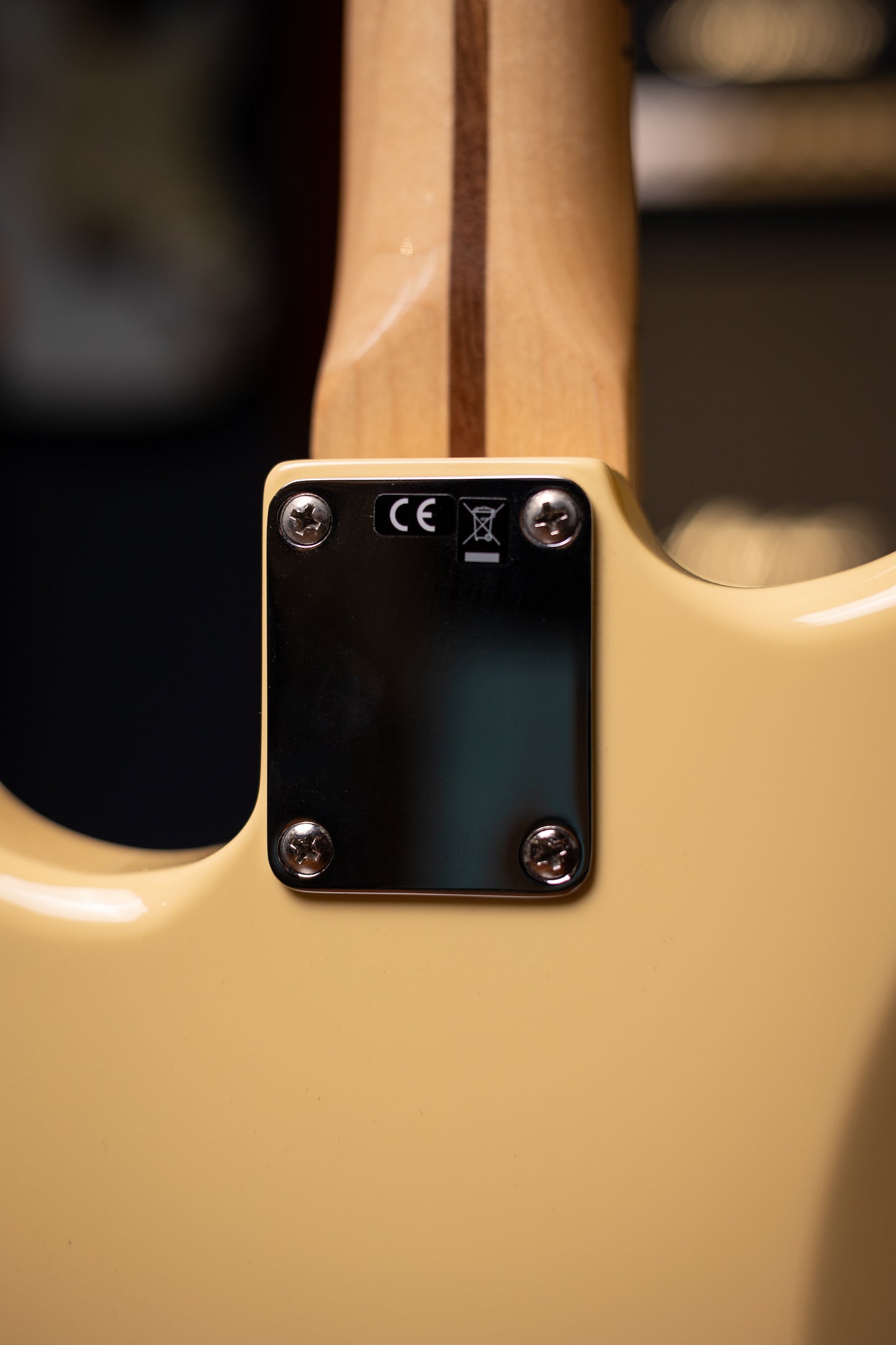 2019 Fender YJM Yngwie Malmsteen Stratocaster - Vintage White + Fender Yngwie Malmsteen Overdrive Pedal Signed Set