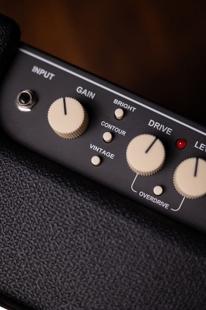 Fender Rumble 40 V3 Bass Combo Amp