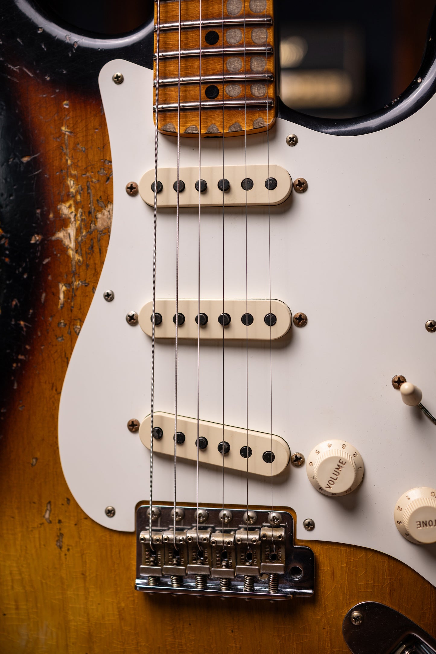 Fender Custom Shop Stratocaster 1957 Heavy Relic Electric Guitar - Aged 2-Color Sunburst