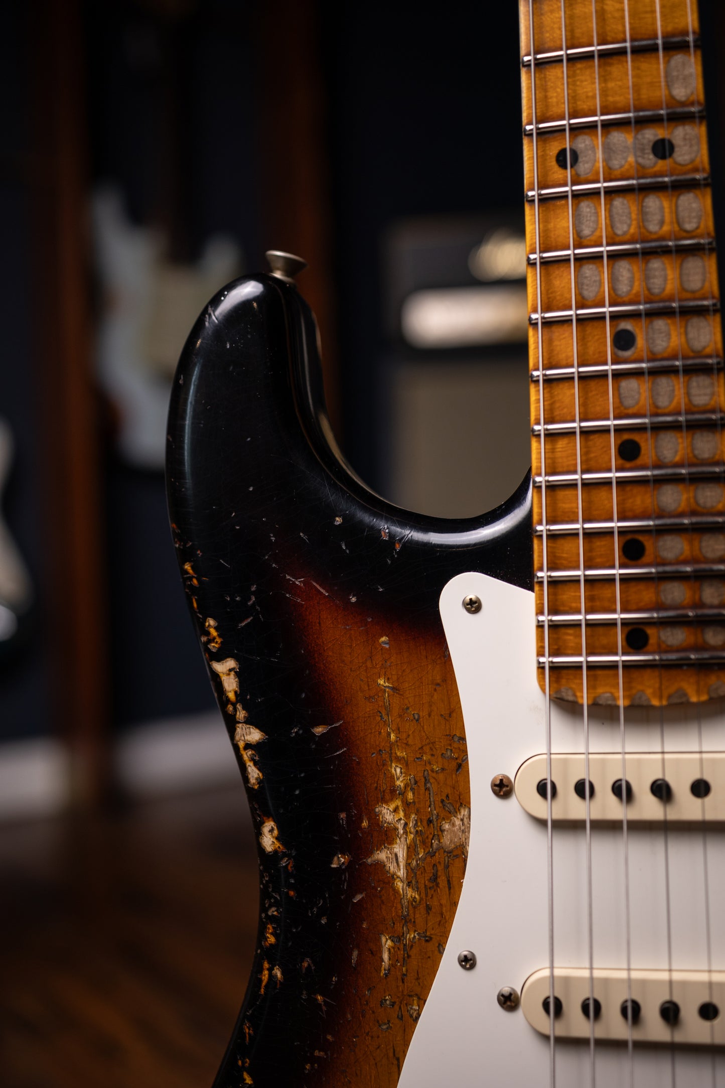 Fender Custom Shop Stratocaster 1957 Heavy Relic Electric Guitar - Aged 2-Color Sunburst