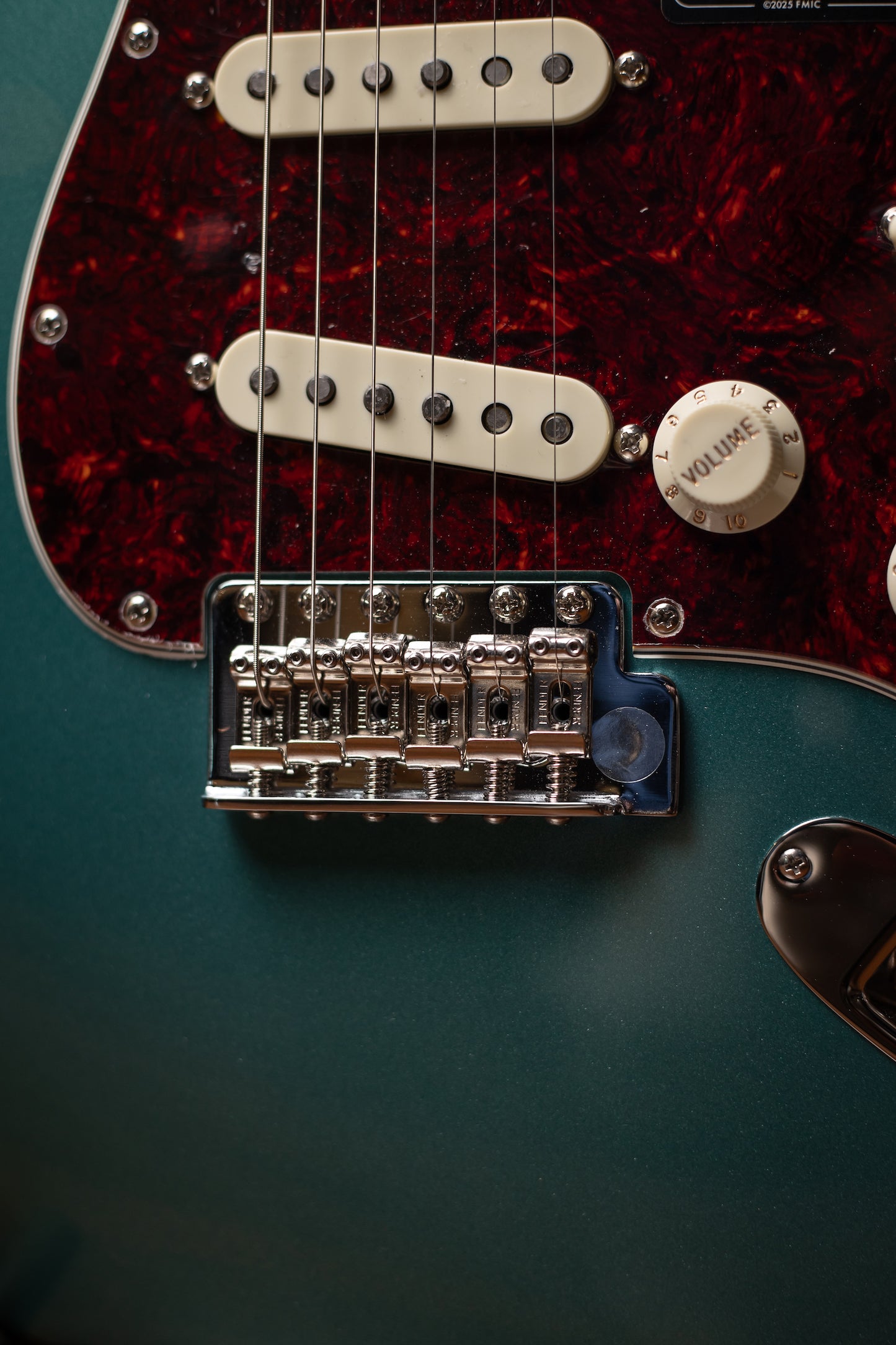 Fender American Professional Classic Stratocaster® Electric Guitar - Sherwood Green Metallic