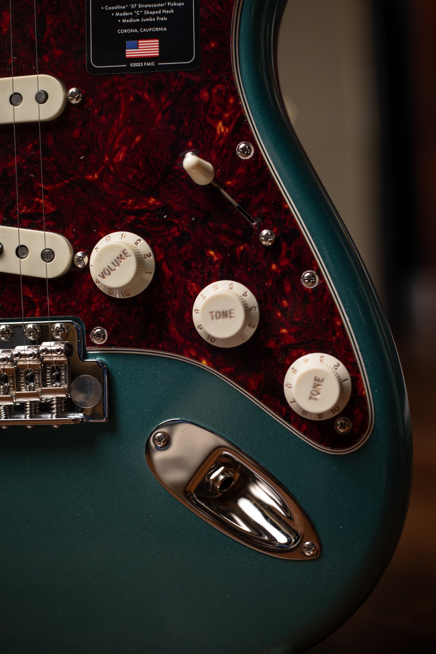 Fender American Professional Classic Stratocaster® Electric Guitar - Sherwood Green Metallic