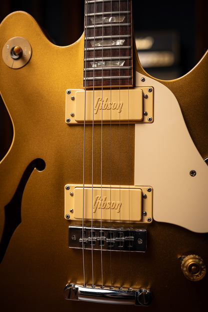 1974 Gibson Les Paul Signature Electric Guitar - Gold Top