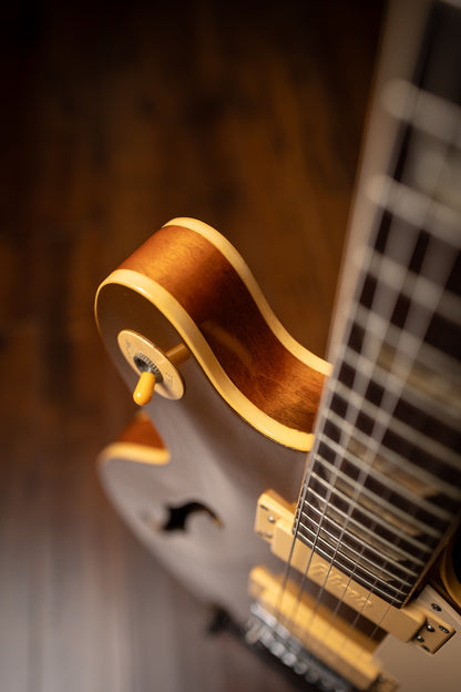 1974 Gibson Les Paul Signature Electric Guitar - Gold Top