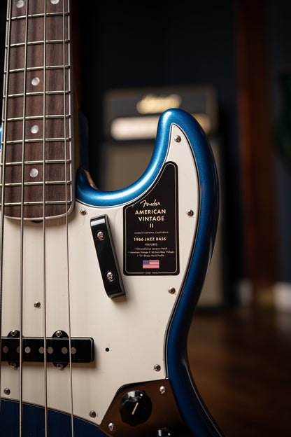 Fender  American Vintage II 1966 Jazz Bass®, Rosewood Fingerboard, Electric Bass - Lake Placid Blue