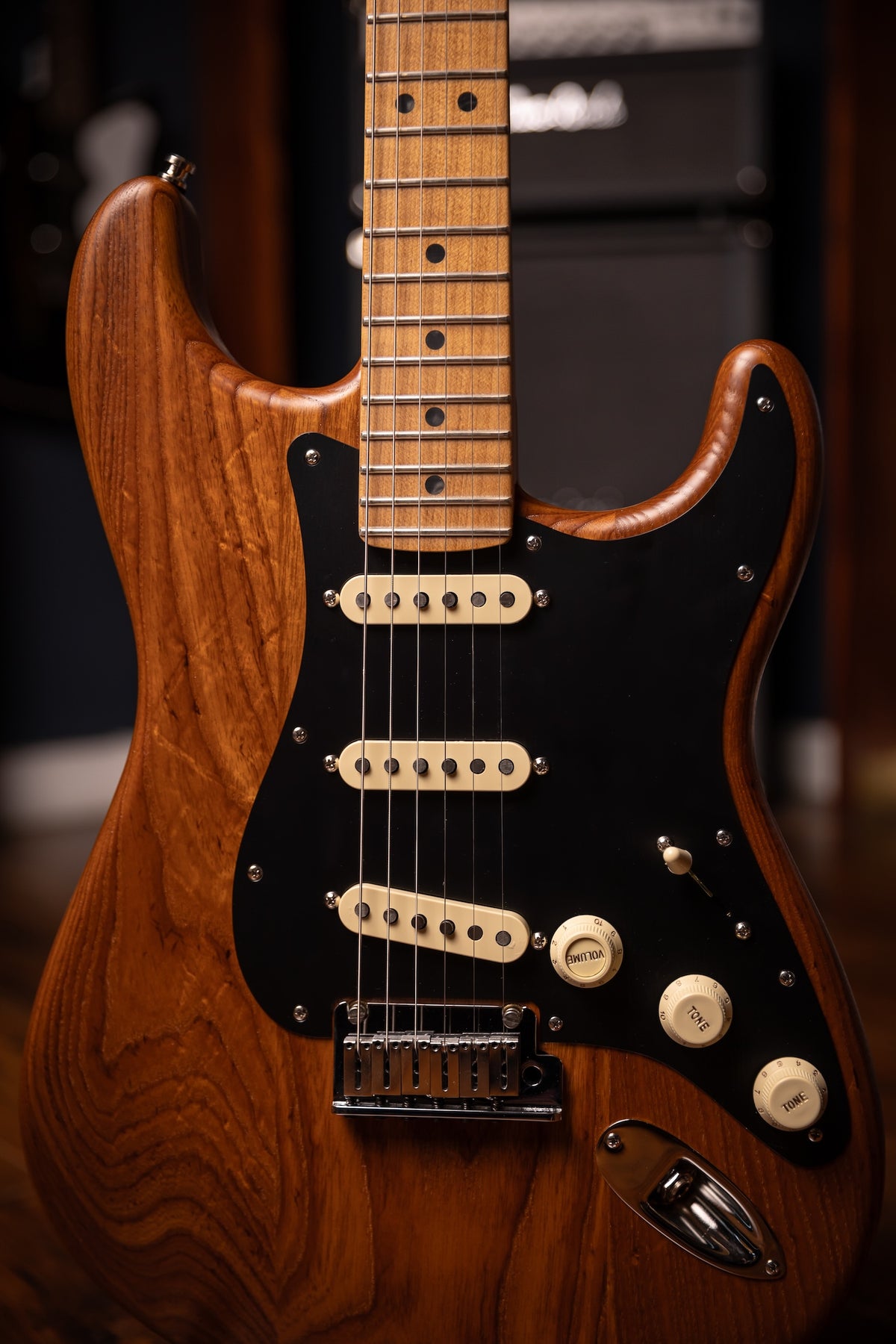 Fender Limited Edition American Ultra II Stratocaster®, Roasted Maple Fingerboard Electric Guitar - Natural