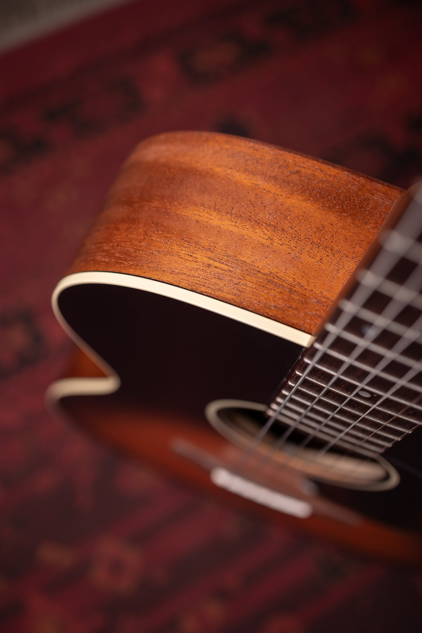 Martin 000-17 Acoustic Guitar - Whiskey Sunset