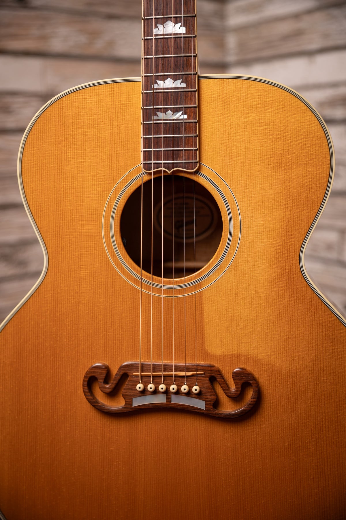 2008 Gibson SJ 200 Acoustic Guitar - Natural