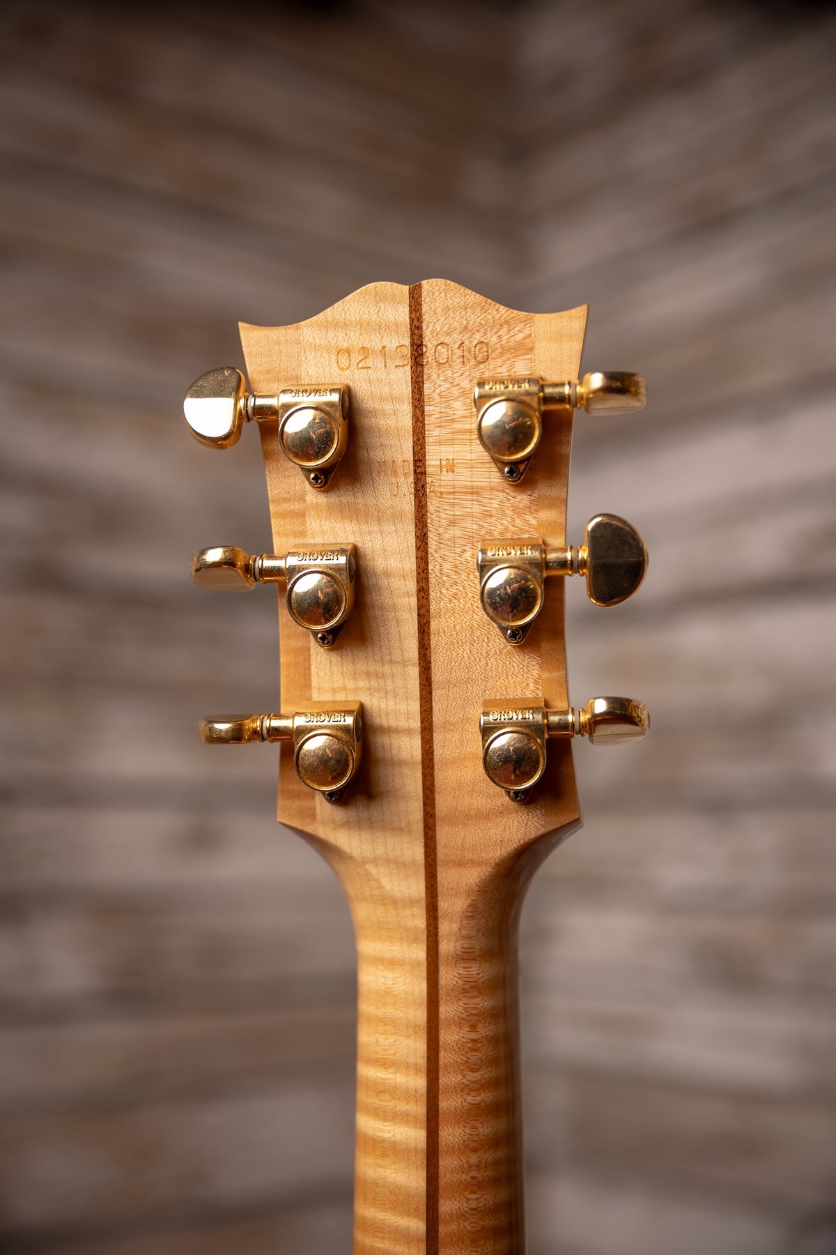 2008 Gibson SJ 200 Acoustic Guitar - Natural