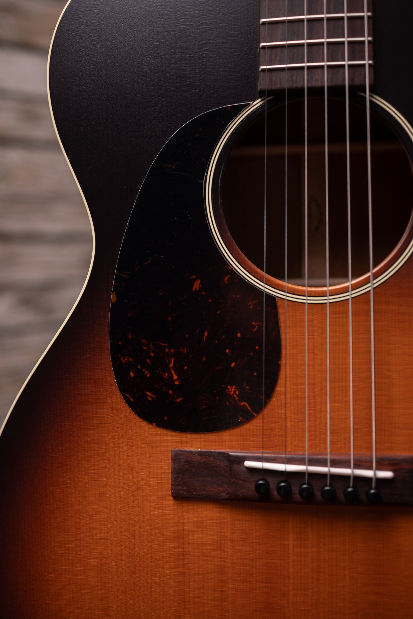 Martin 000-17 Acoustic Guitar Left Handed - Whiskey Sunset